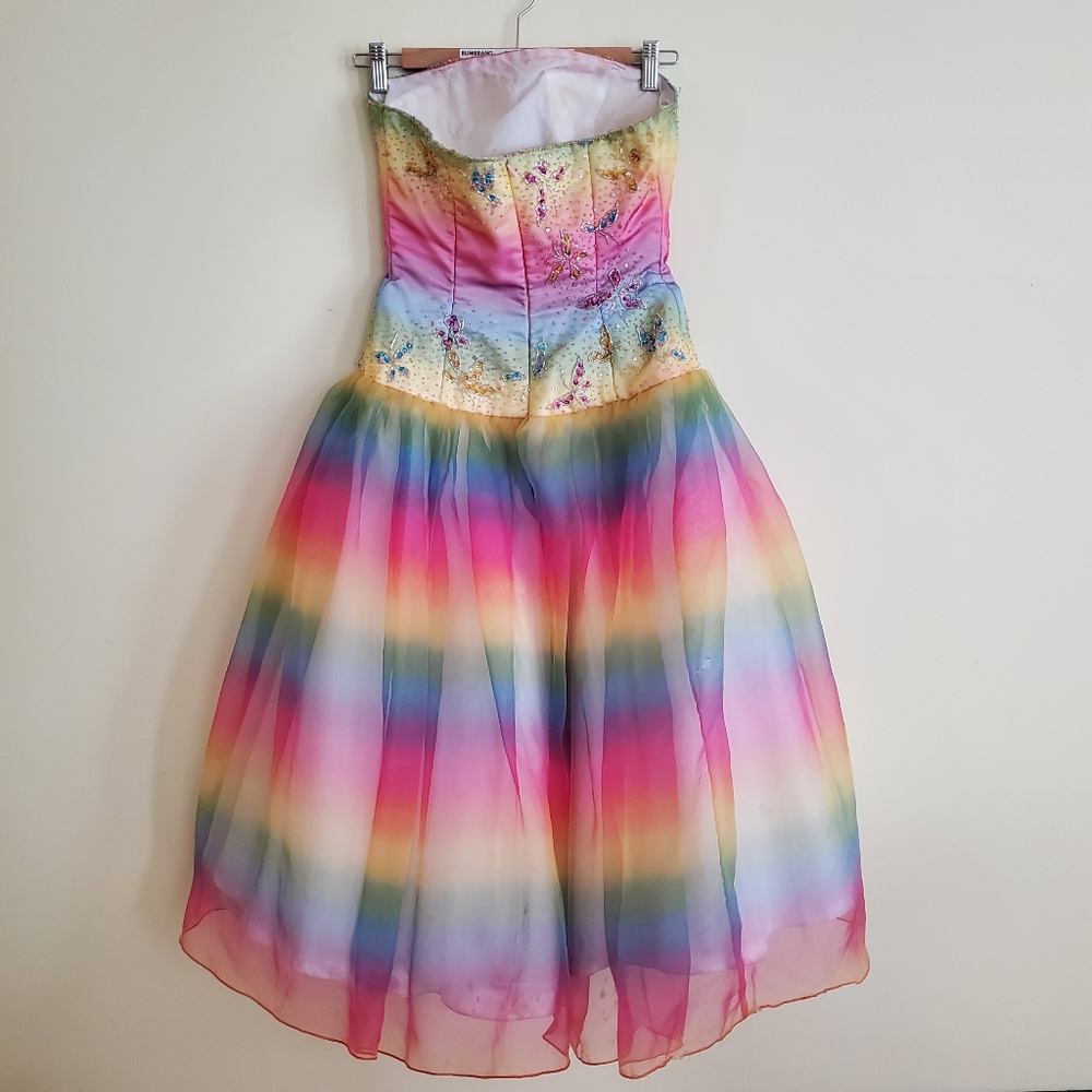 Dress - Picture 6 of 8